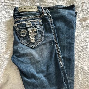 Women’s rock revival jeans size 28